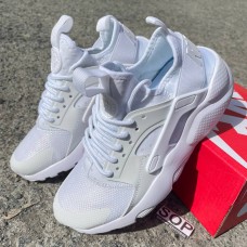 NIKE Air Huarache Run Ultra White