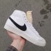NIKE Blazer Mid '77 Vintage (B)