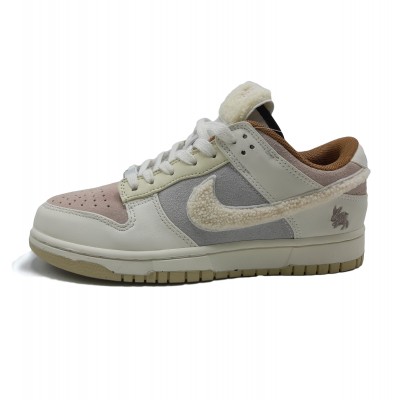 NIKE Dunk Low Year Of The Rabbit Brown
