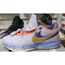 NIKE LeBron 20 "Violet Frost"