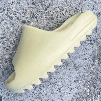 Adidas Yeezy Slide 'Peppermint'