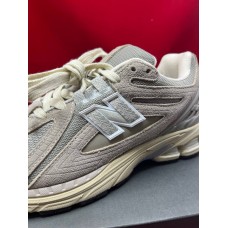 New Balance 1906