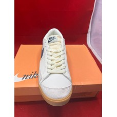 Nike Blazer Low 77
