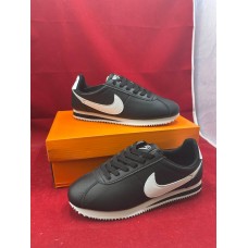 Nike Cortez